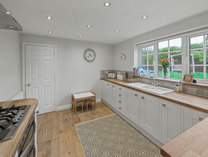 Photo 14- click for photo gallery